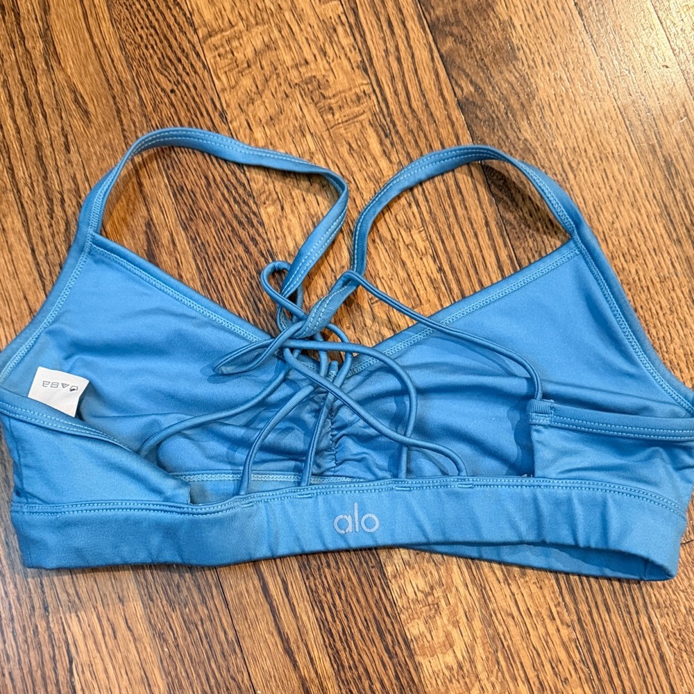 ALO Yoga Sky Blue Crisscross Sports Bra